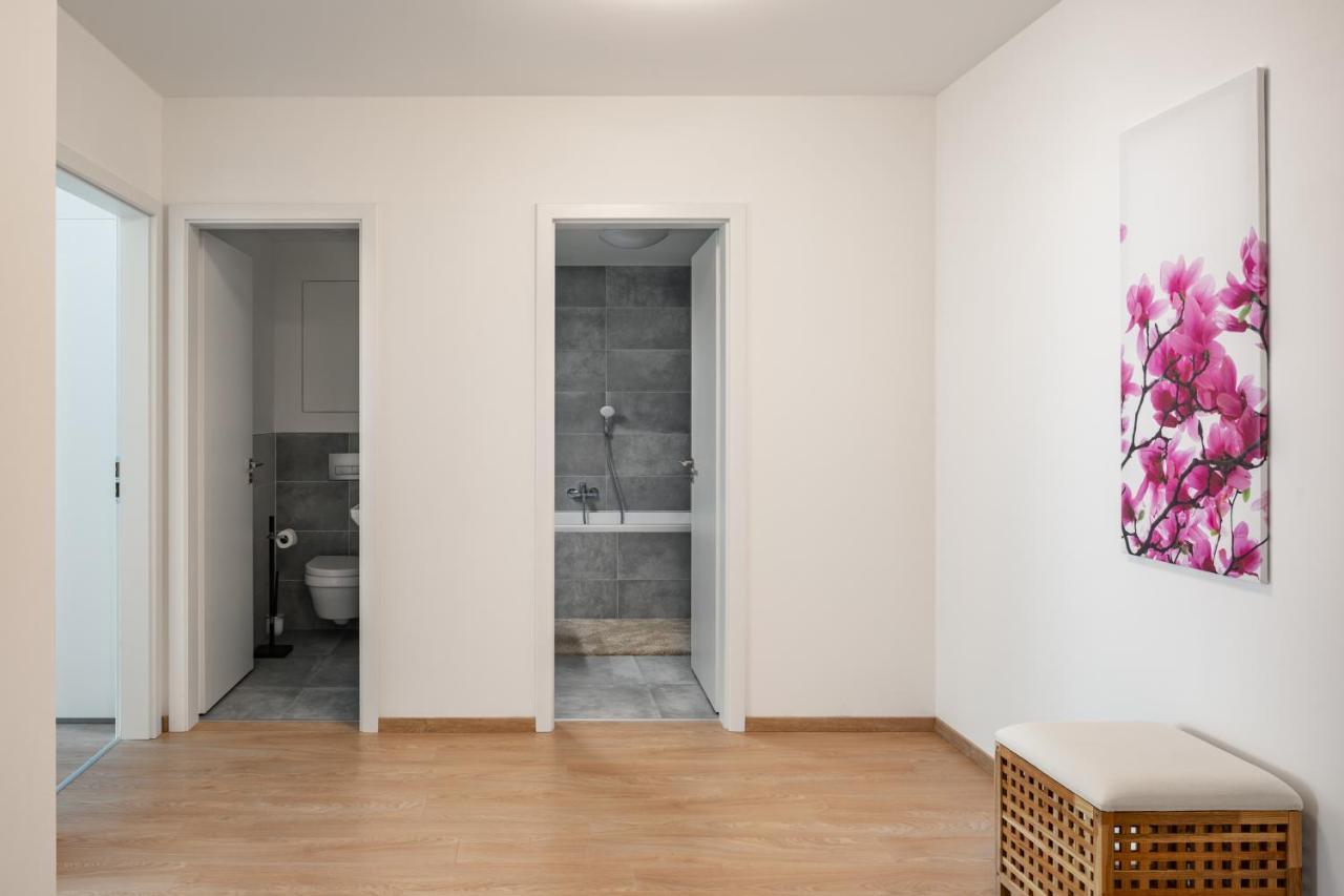 Prague Days - Exclusive Condo In Trendy Neighbourhood Exterior foto
